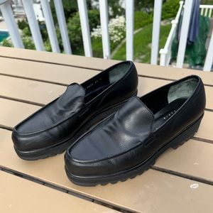 Robert Clergerie Women Leather Slip On Loafers Wedged Size 7 small tear